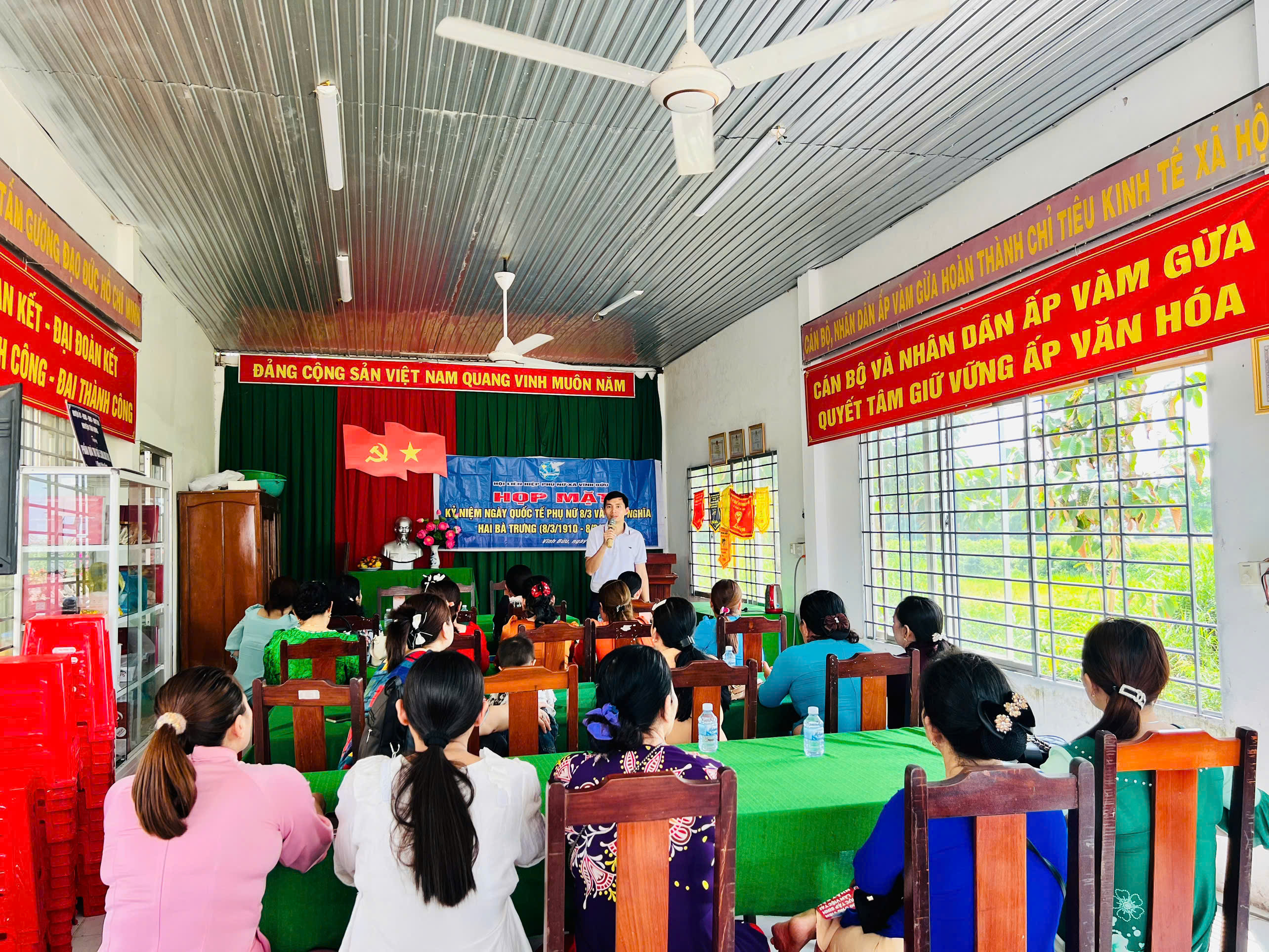 Mở rộng các chương trình tư vấn lao động tại Nhà Văn hóa Ấp Vàm Gừa, huyện Tân Hưng, tỉnh Long An